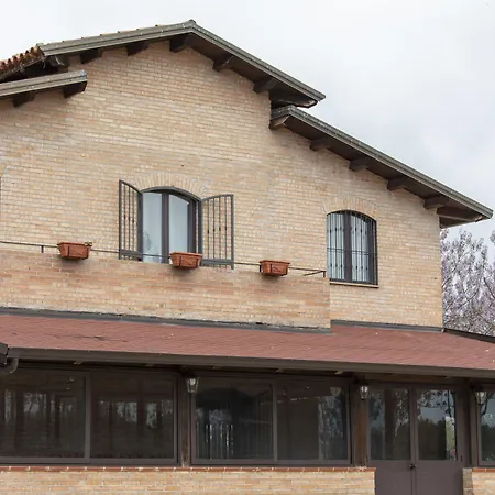 Fattoria Il Laghetto B&B-3